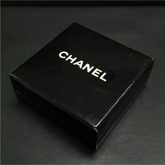 CHANEL Gold Tone Pendant Necklace with Box - Picture 8 of 9